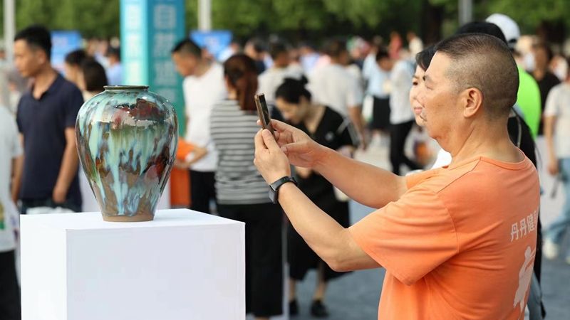 川渝携手打造文化旅游新名片2024巴蜀非遗品牌大会在四川广安举行(图3)