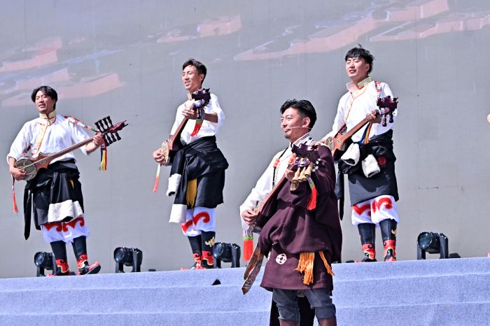 共线年扎崇文化旅游季今日开幕(图4)